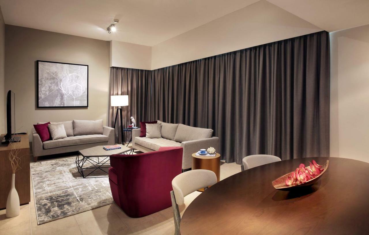 Dusit Residence Apartments - Key One Homes ดูไบ ภายนอก รูปภาพ